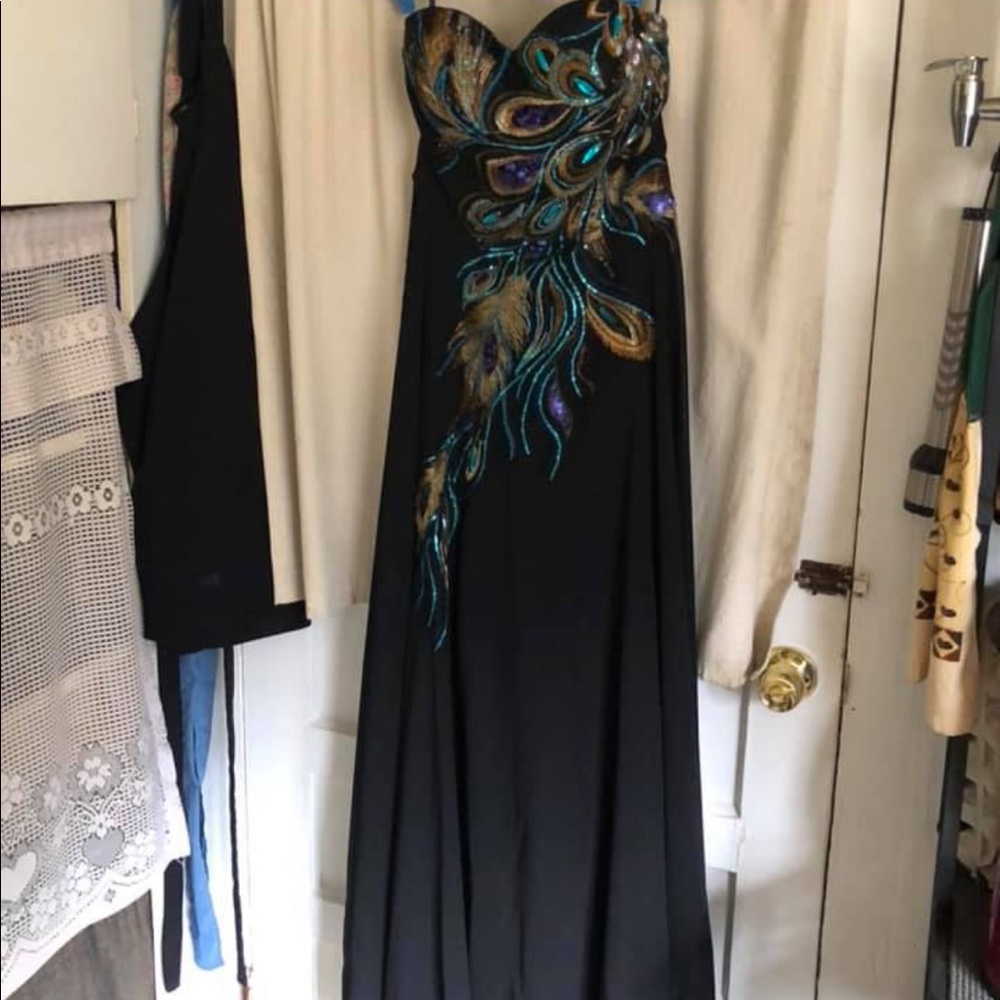 prom dress.